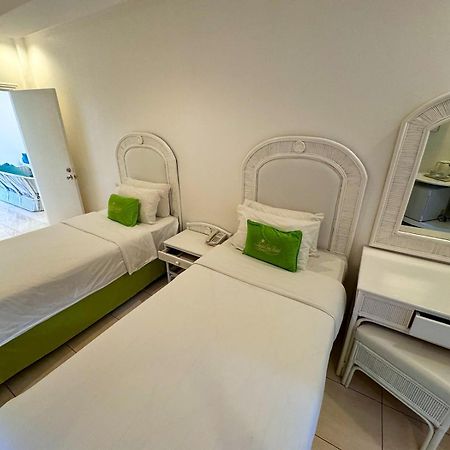 Pacific Cebu Resort Île de Mactan Extérieur photo