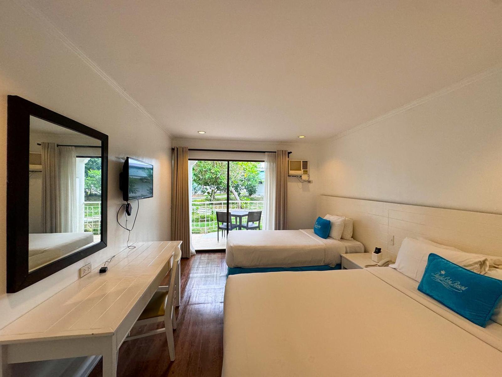 Pacific Cebu Resort Île de Mactan Extérieur photo